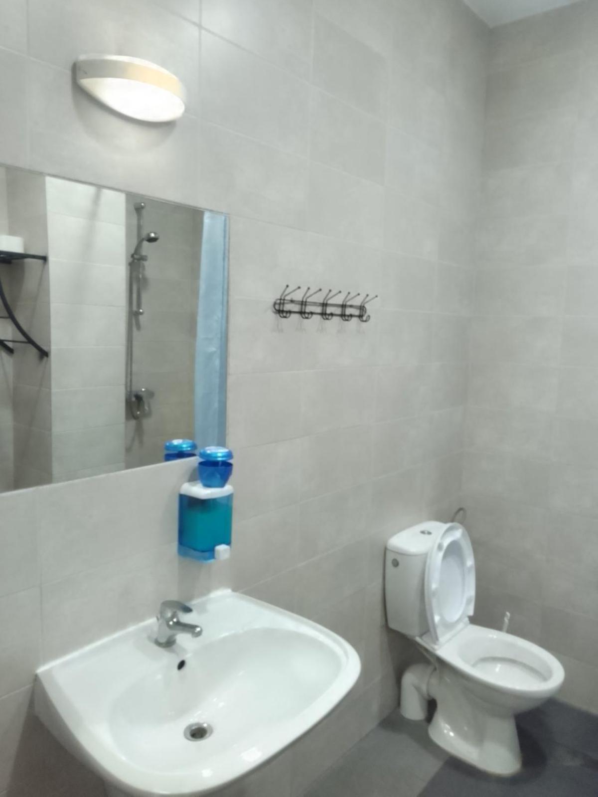 Hostel Siennicka Варшава Екстер'єр фото