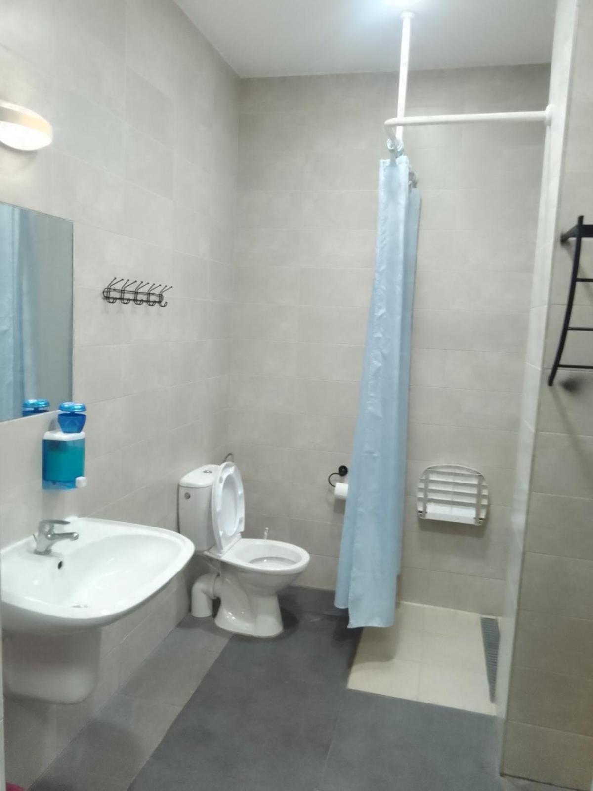 Hostel Siennicka Варшава Екстер'єр фото