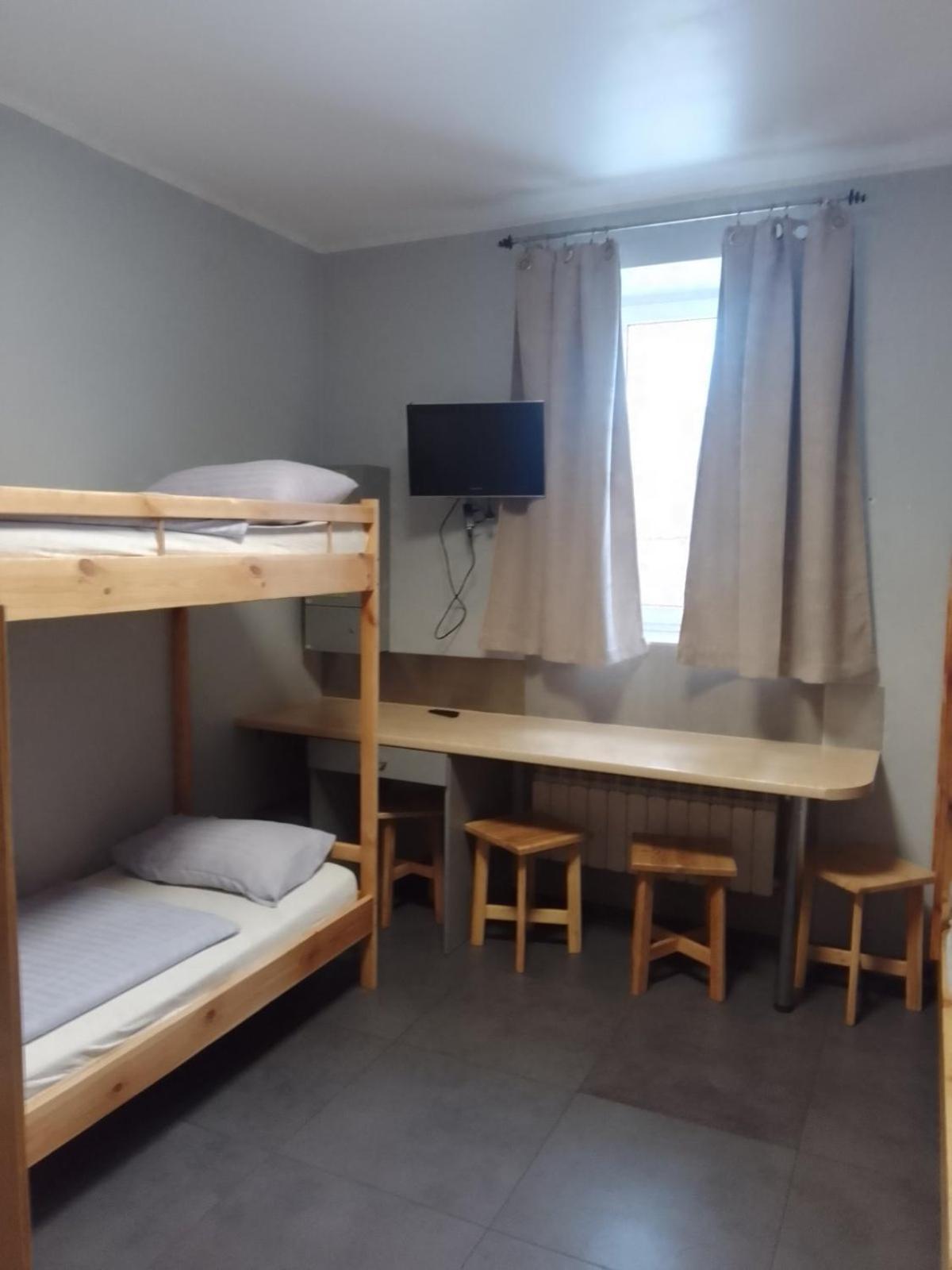 Hostel Siennicka Варшава Екстер'єр фото