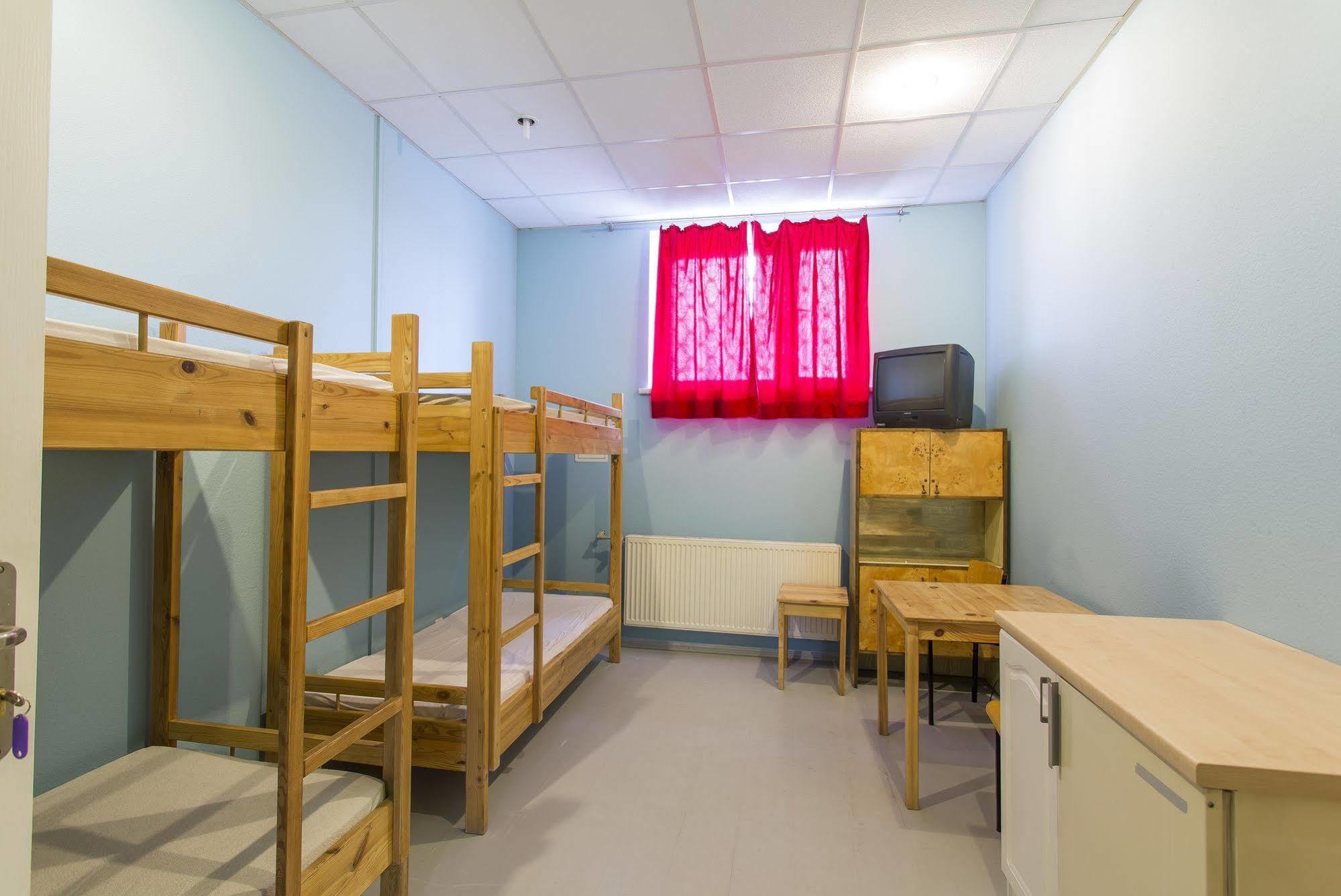 Hostel Siennicka Варшава Екстер'єр фото