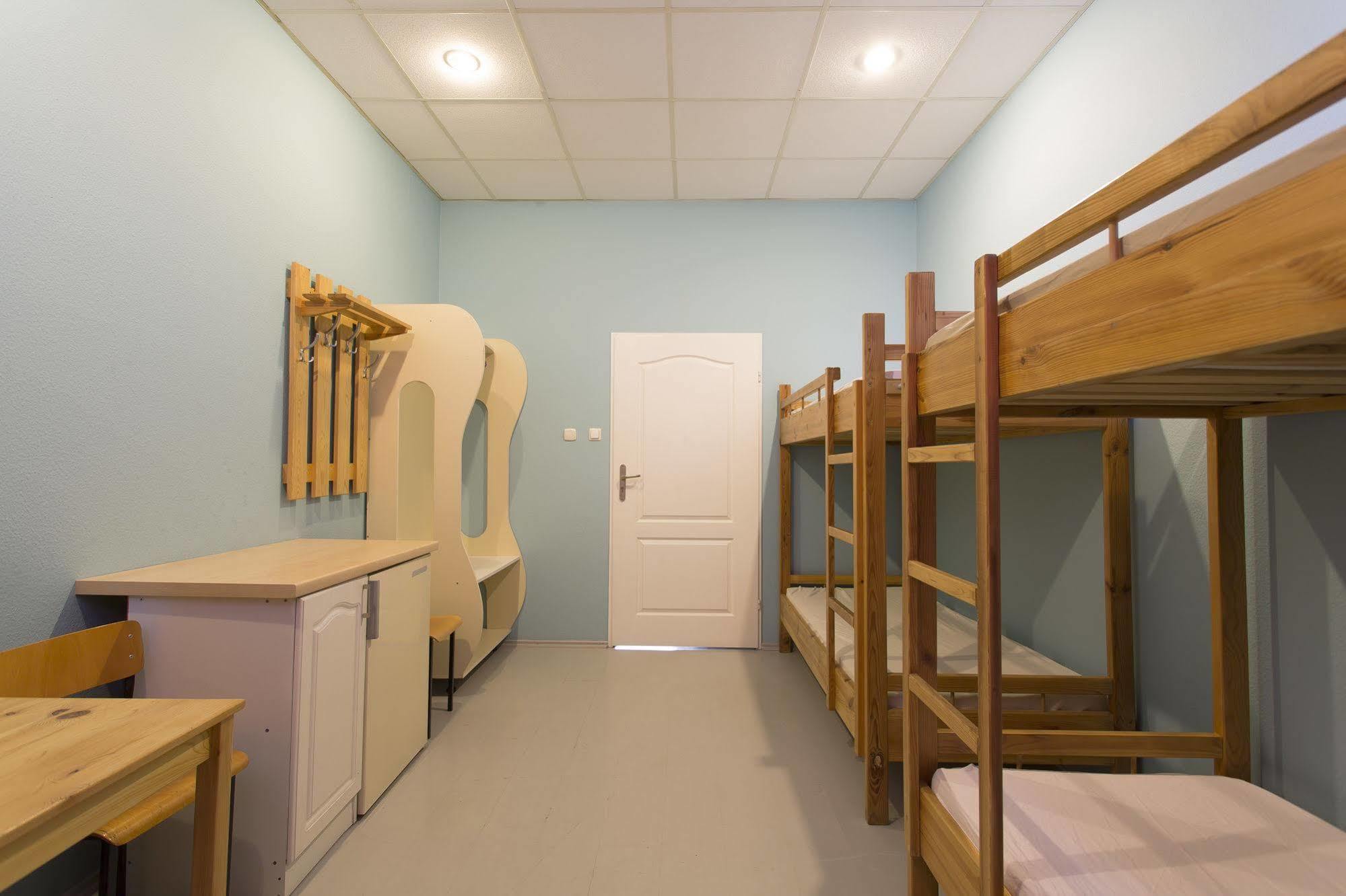 Hostel Siennicka Варшава Екстер'єр фото