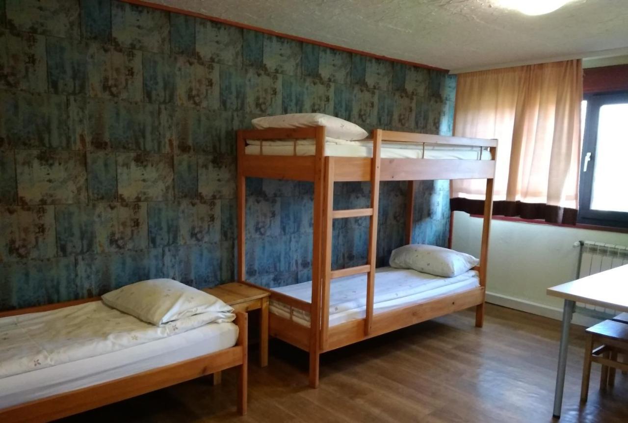 Hostel Siennicka Варшава Екстер'єр фото